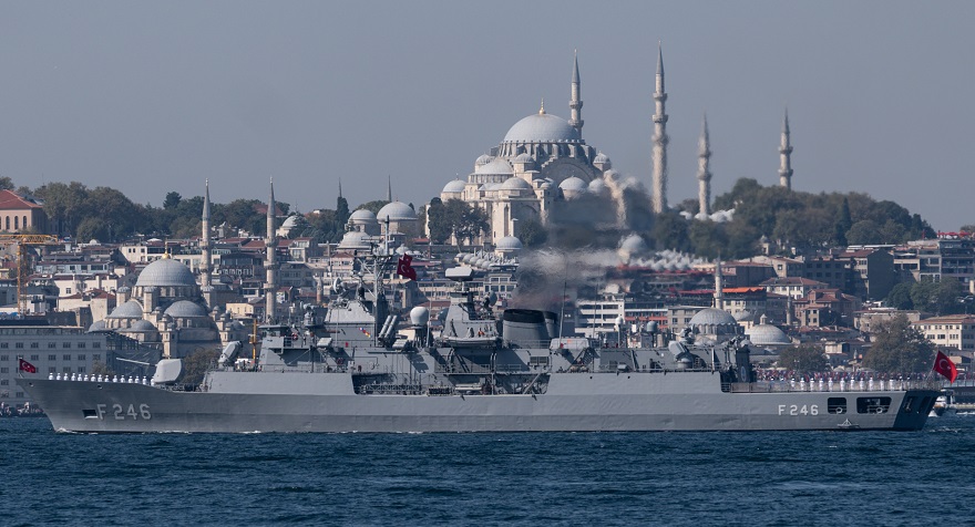 İstanbul Boğazı Gemi Geçişi-1